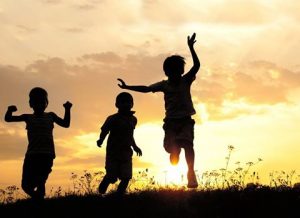 צלליות ילדים